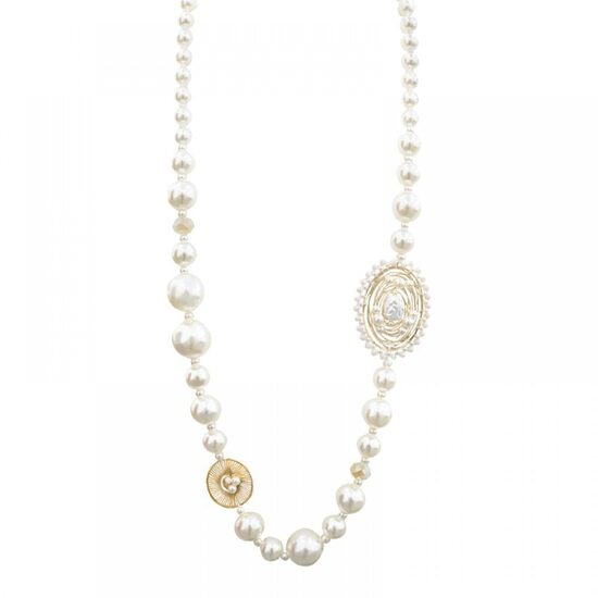 Gara pērļu kaklarota ar ovālu spirāles elementu A859 